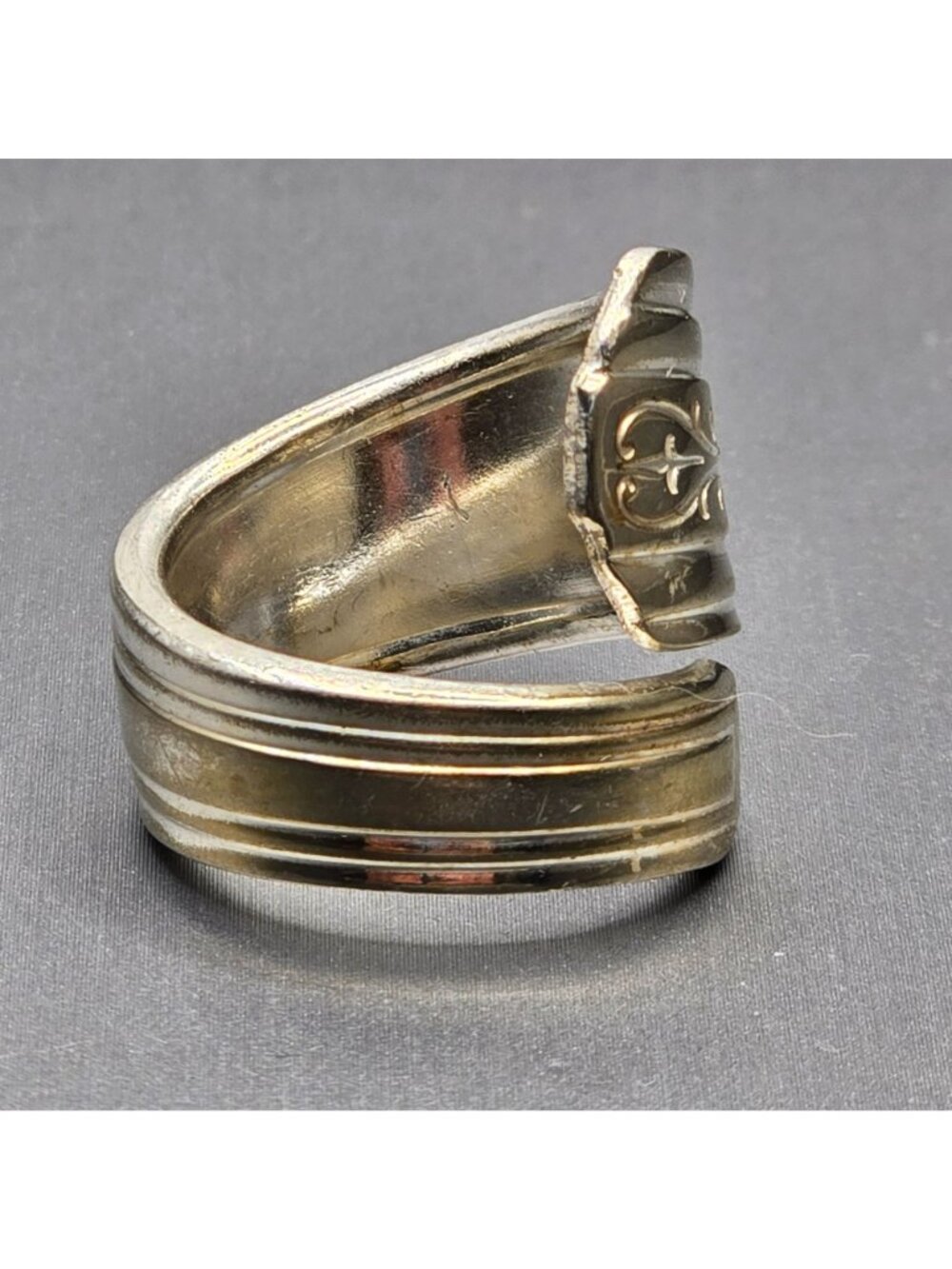 Vintage Avon Silver Plate Spoon Ring Size 8.5 Floral Heart Etched Bypass - Picture 6 of 11